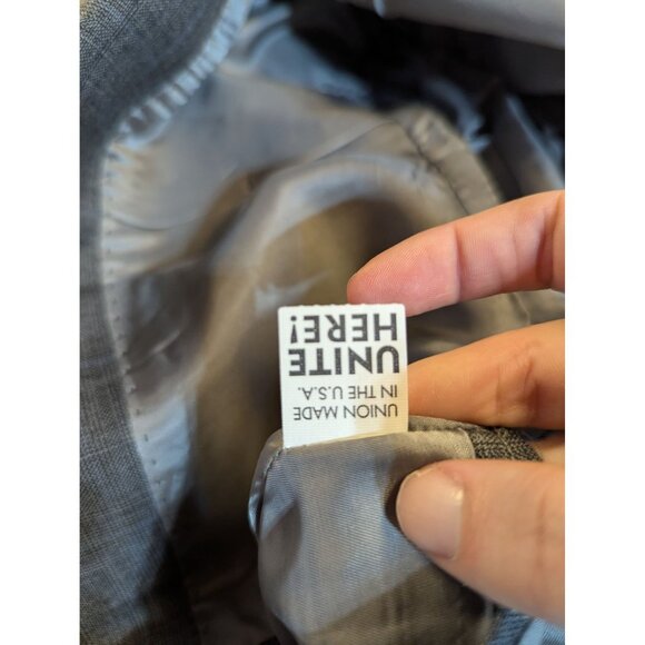 Hart Schaffner Marx 42S Gray Plaid 2-Piece Suit Wool Blend Classic Fit Mens Blaz - Picture 12 of 12